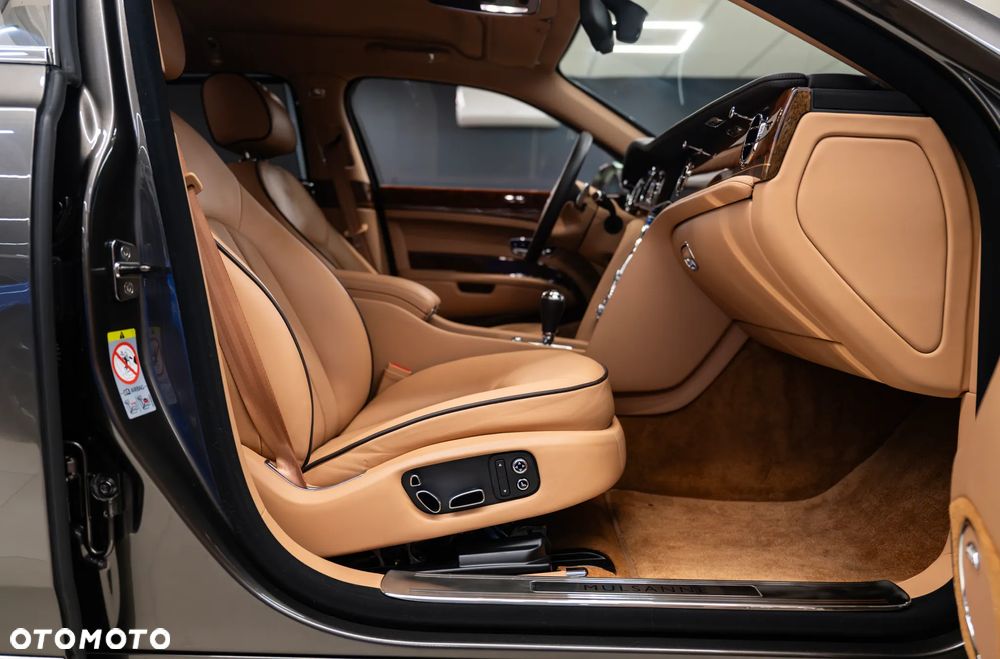 Bentley Mulsanne - 28