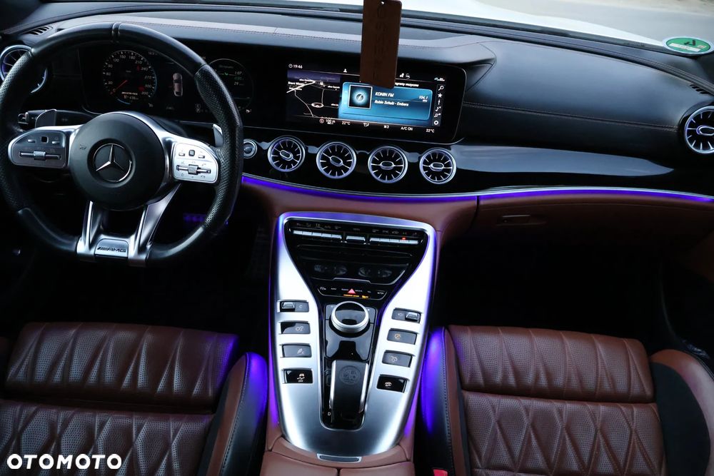 Mercedes-Benz AMG GT 43 4-Matic+ - 19