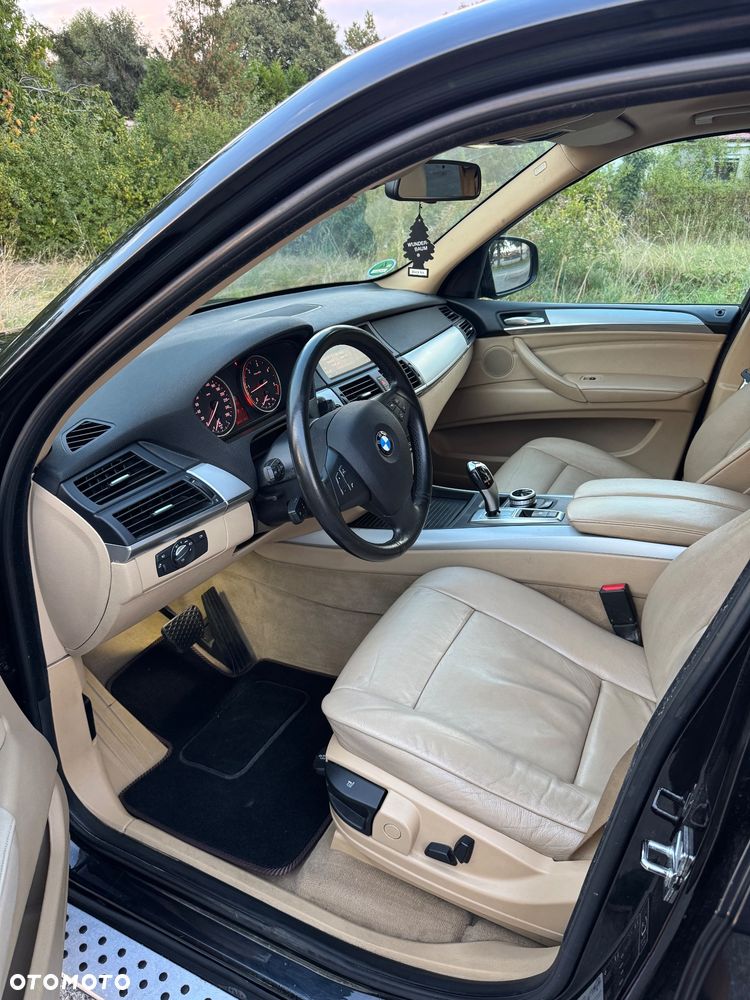 BMW X5 xDrive30d - 13