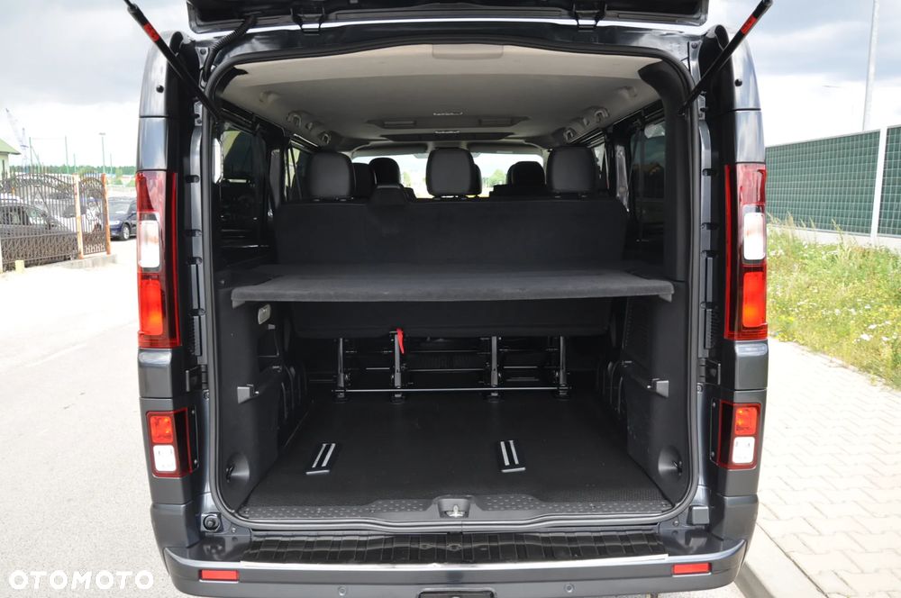Renault Trafic - 22