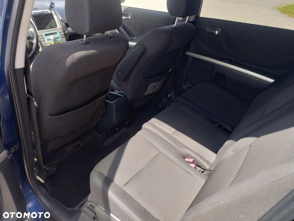 Toyota Corolla Verso 1.8 Premium + 7os - 23