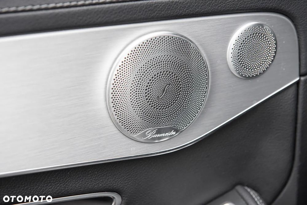Mercedes-Benz Klasa C 400 4-Matic 9G-TRONIC - 29