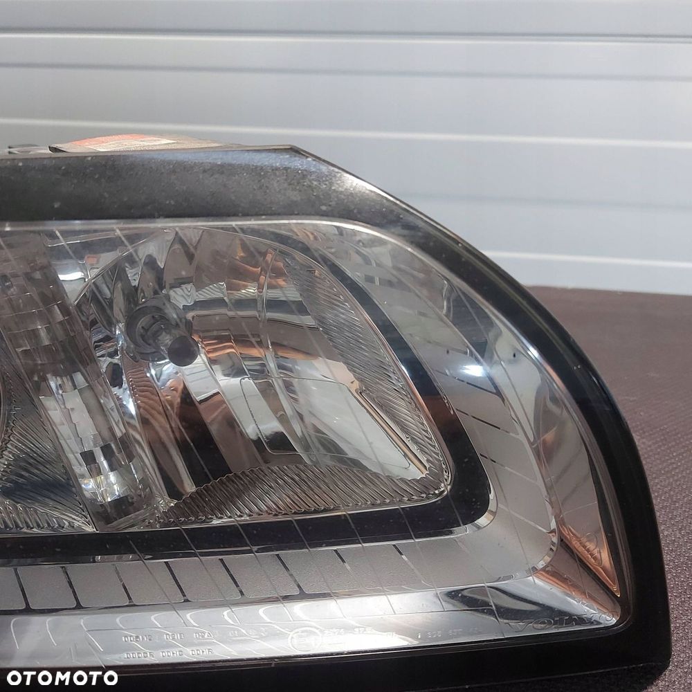 volvo s40 v50 lift xenon kompletny przód strona prawa 31420008 - 2