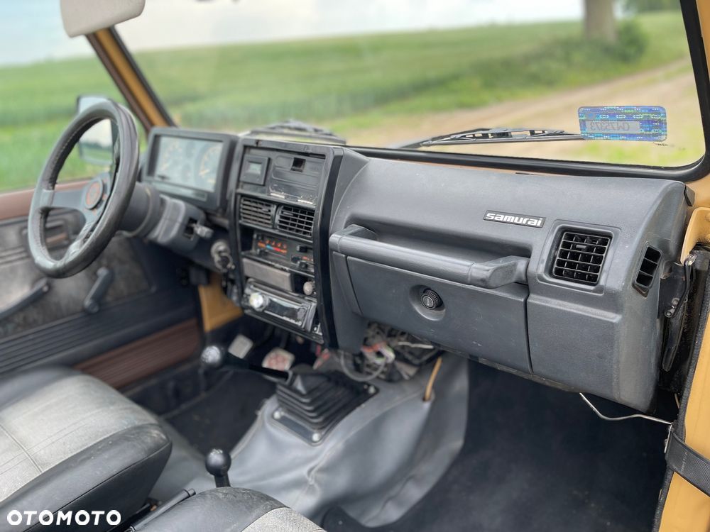 Suzuki Samurai - 12