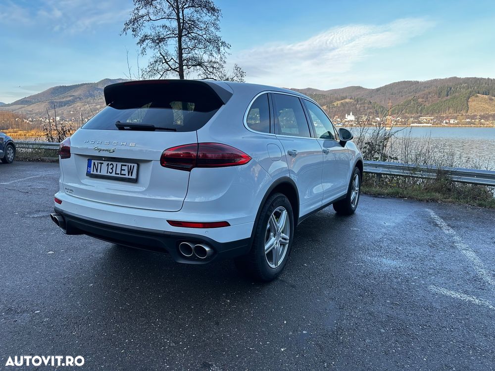 Porsche Cayenne S E-Hybrid Platinum Edition - 12