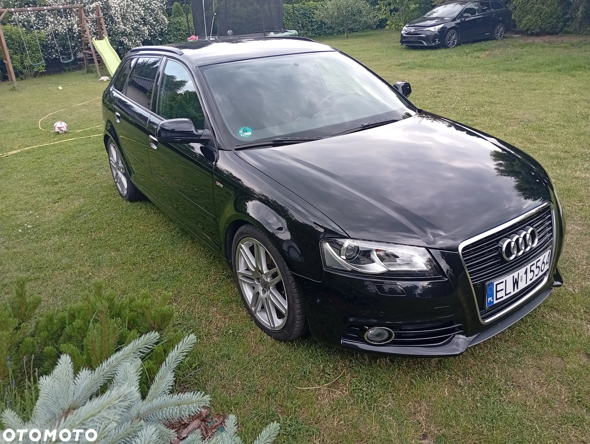 Audi A3 1.4 TFSI Sportback S line Sportpaket - 2