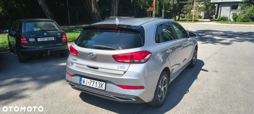 Hyundai i30 1.5 DPI Smart - 6