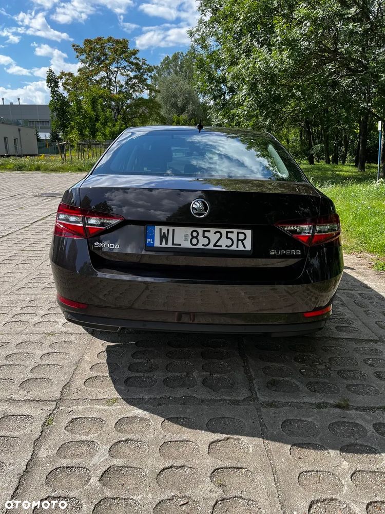 Skoda Superb 2.0 TDI 4x4 Style DSG - 6