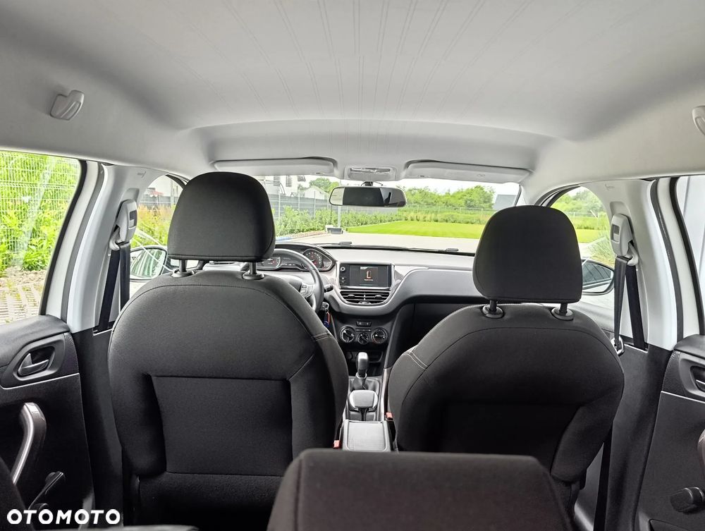 Peugeot 2008 - 21