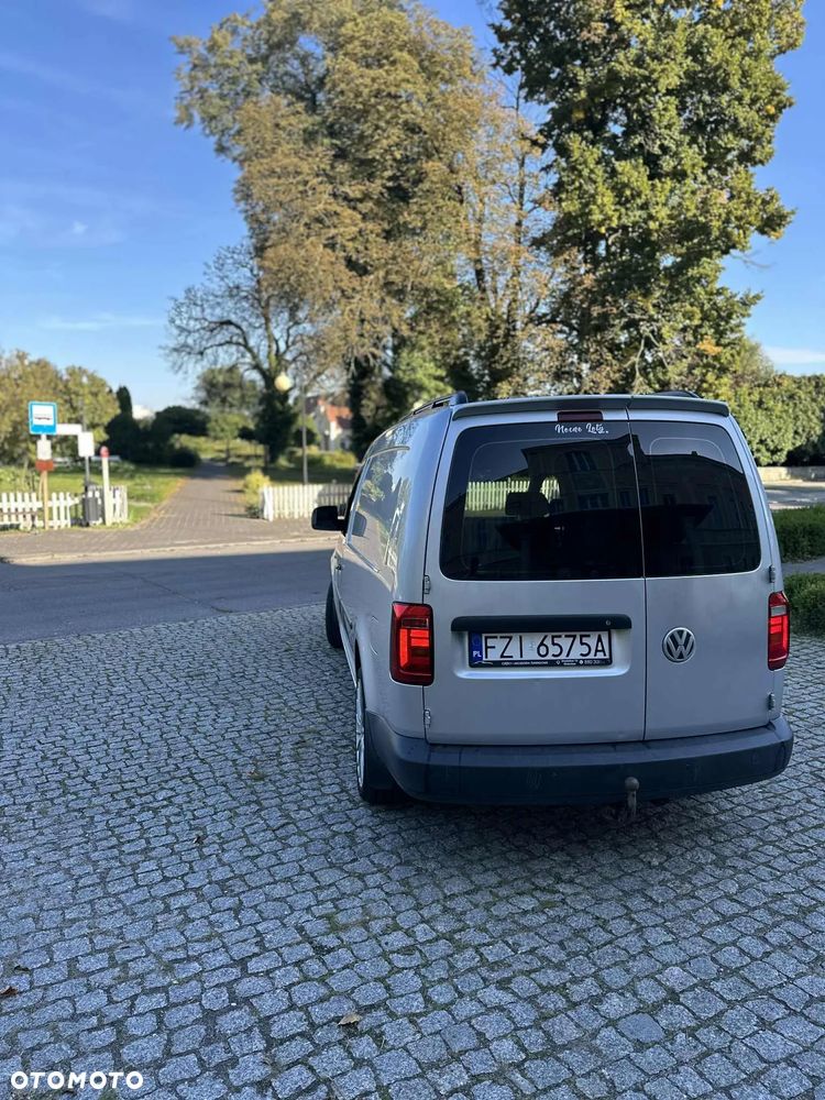 Volkswagen Caddy Maxi DSG - 5
