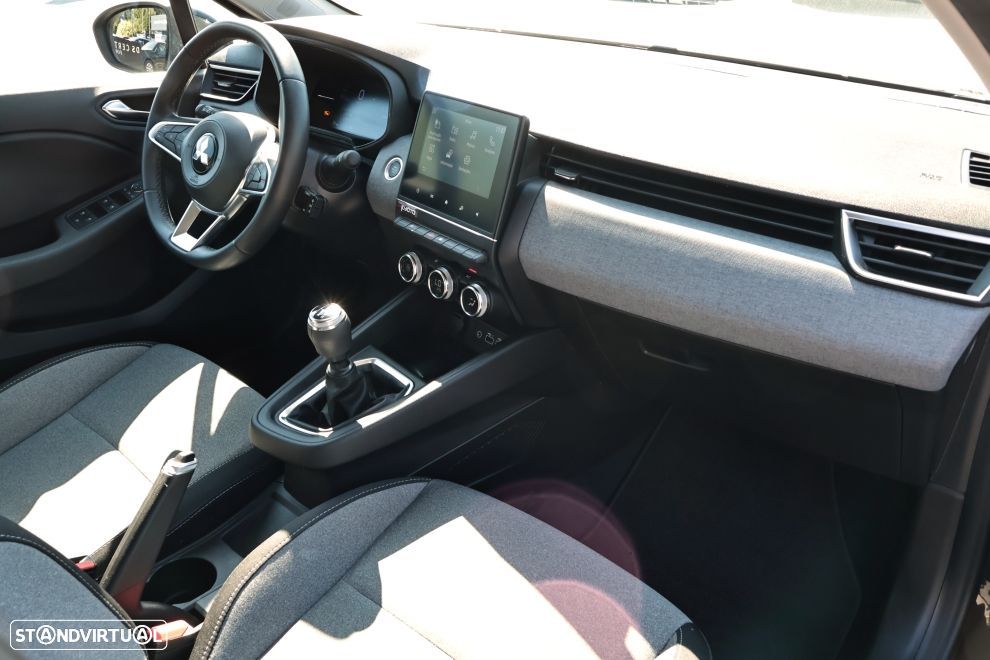 Mitsubishi Colt 1.0 MPI Invite - 12