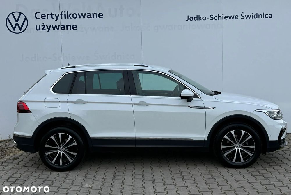 Volkswagen Tiguan 2.0 TDI SCR 4Mot Elegance DSG - 6