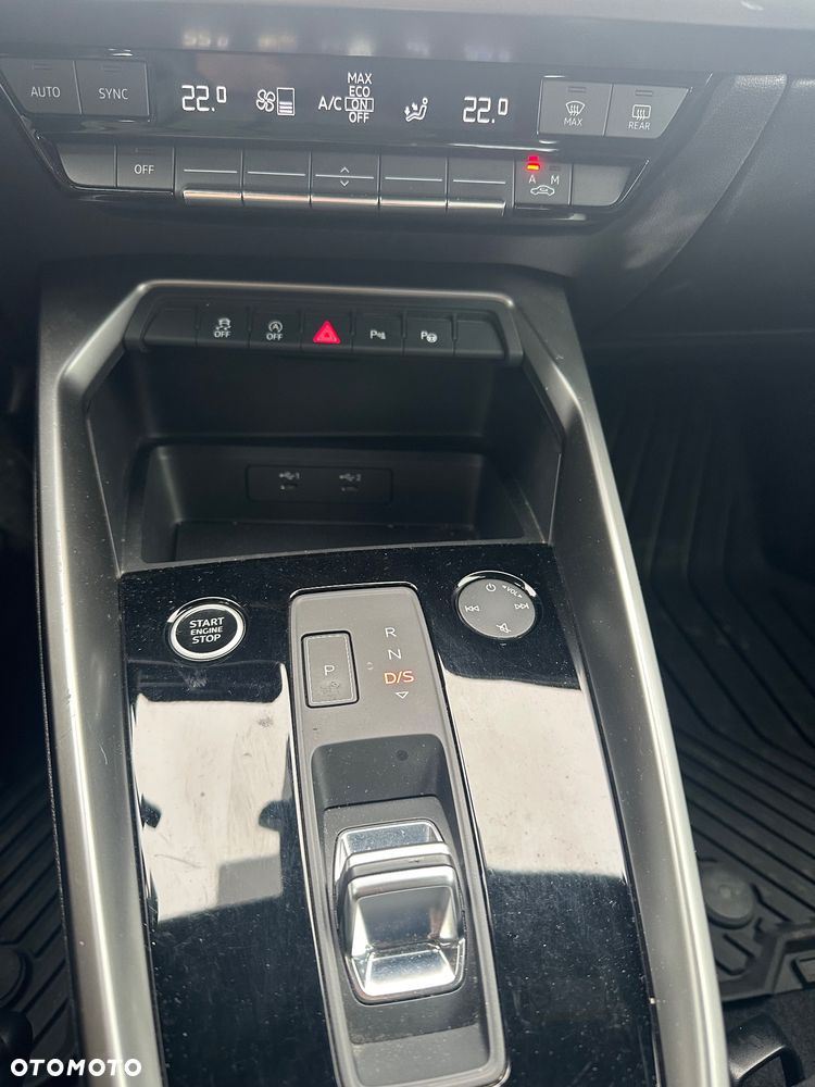 Audi A3 Limousine 40 TFSI Quattro Advanced S tronic - 16