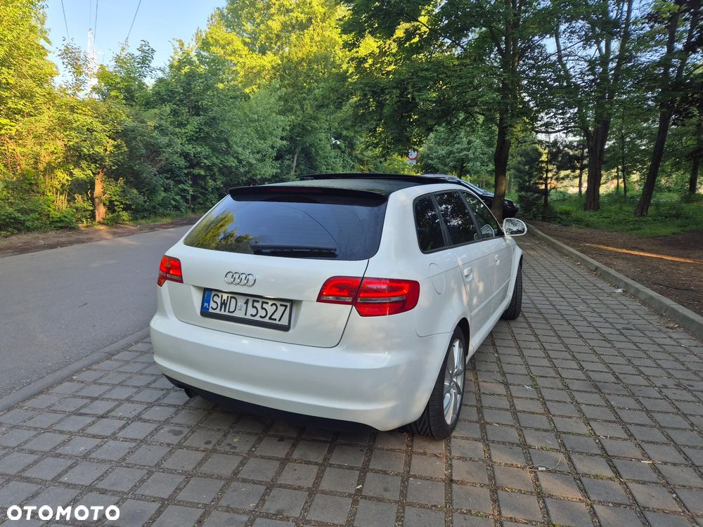 Audi A3 Sportback 2.0 TDI DPF S line Sportpaket - 8