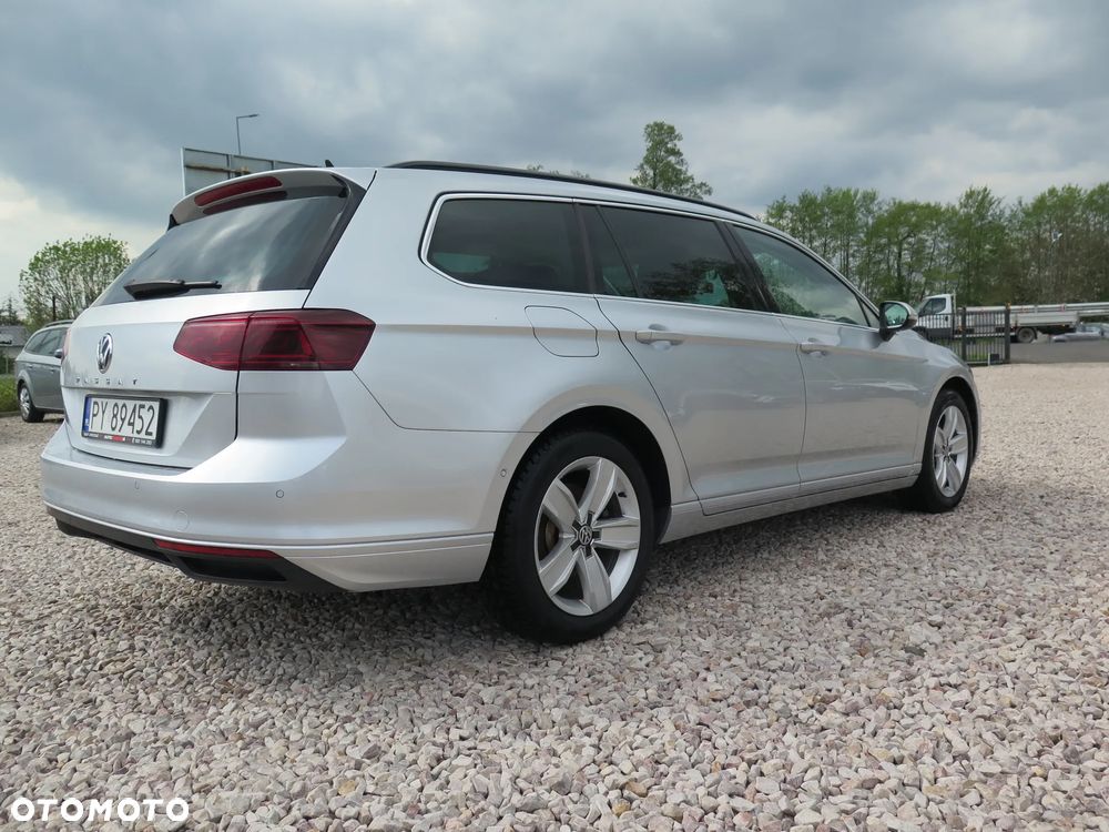 Volkswagen Passat 2.0 TDI SCR DSG 4Motion Business - 9