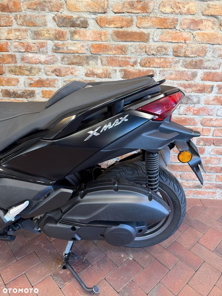 Yamaha X-max - 14