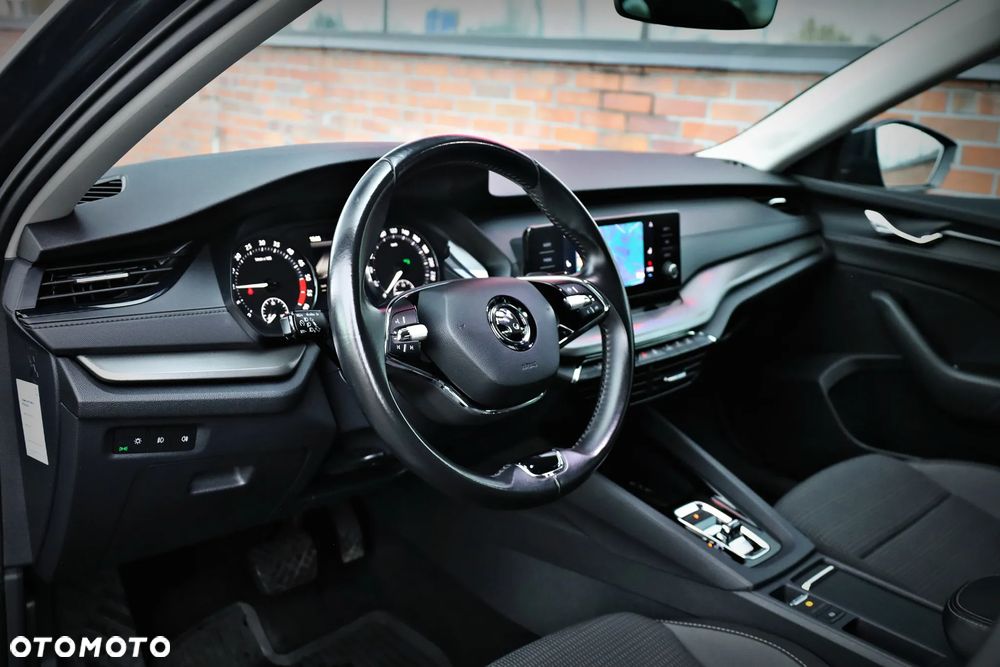 Skoda Octavia 2.0 TDI SCR Ambition DSG - 19