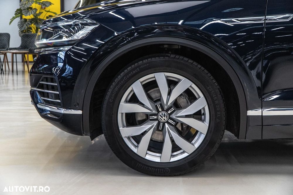 Volkswagen Touareg V6 TDI 4MOTION Elegance - 41