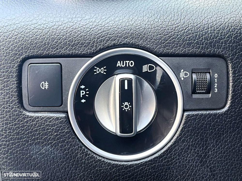 Mercedes-Benz SLK 200 BlueEFFICIENCY Roadster pur - 22