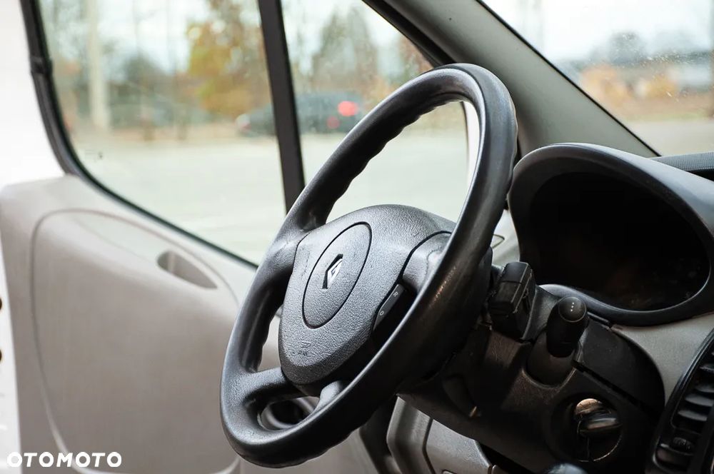 Renault TRAFIC - 22
