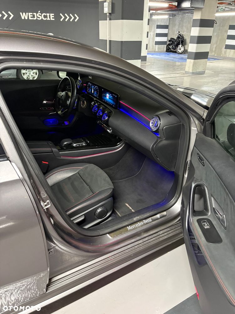 Mercedes-Benz Klasa A 220 4-Matic AMG Line 7G-DCT - 9