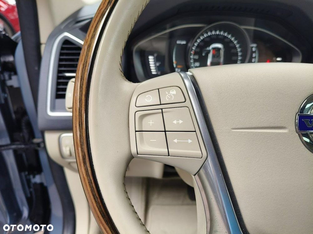 Volvo XC 60 D3 Geartronic Summum - 26