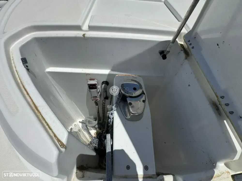 Beneteau Antares 8 - 17