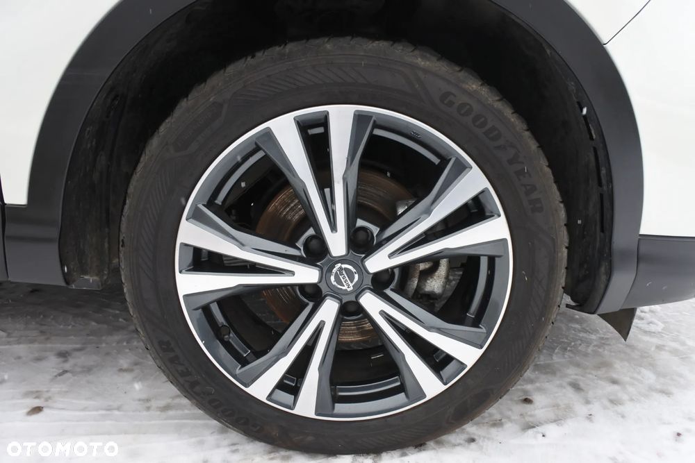 Nissan Qashqai 1.2 DIG-T Xtronic TEKNA - 36