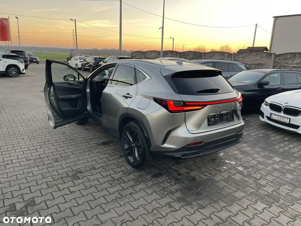 Lexus NX 350h Prestige AWD - 4