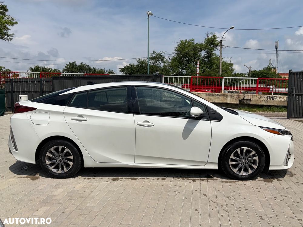 Toyota Prius - 14