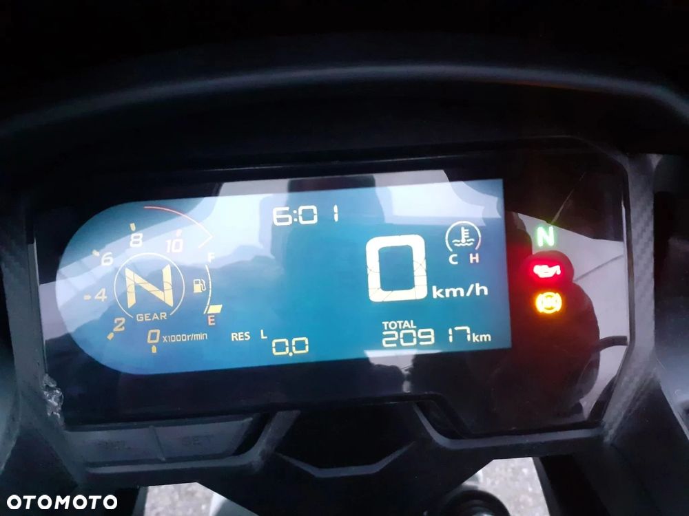 Honda CBR - 13