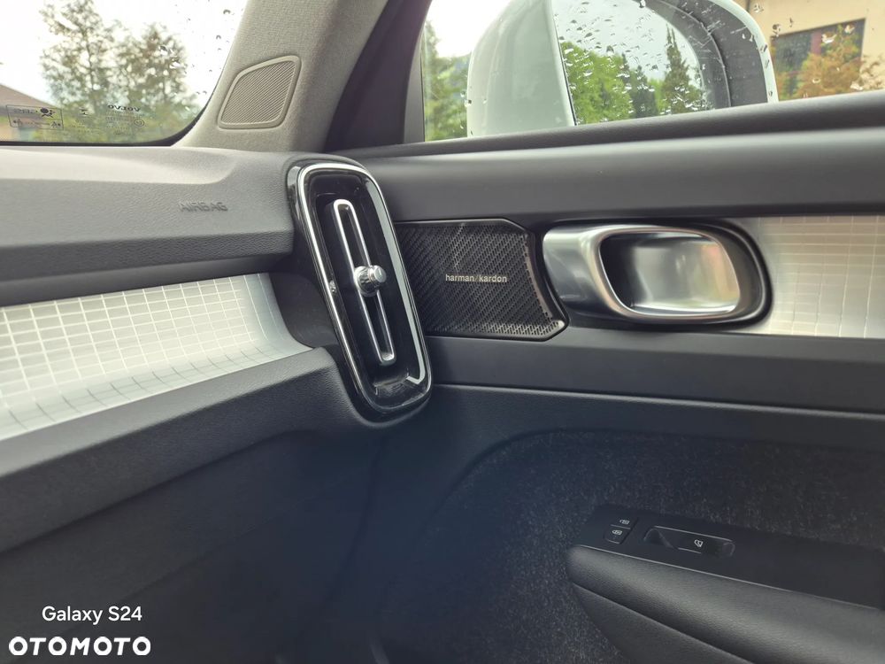 Volvo XC 40 T3 Momentum - 17