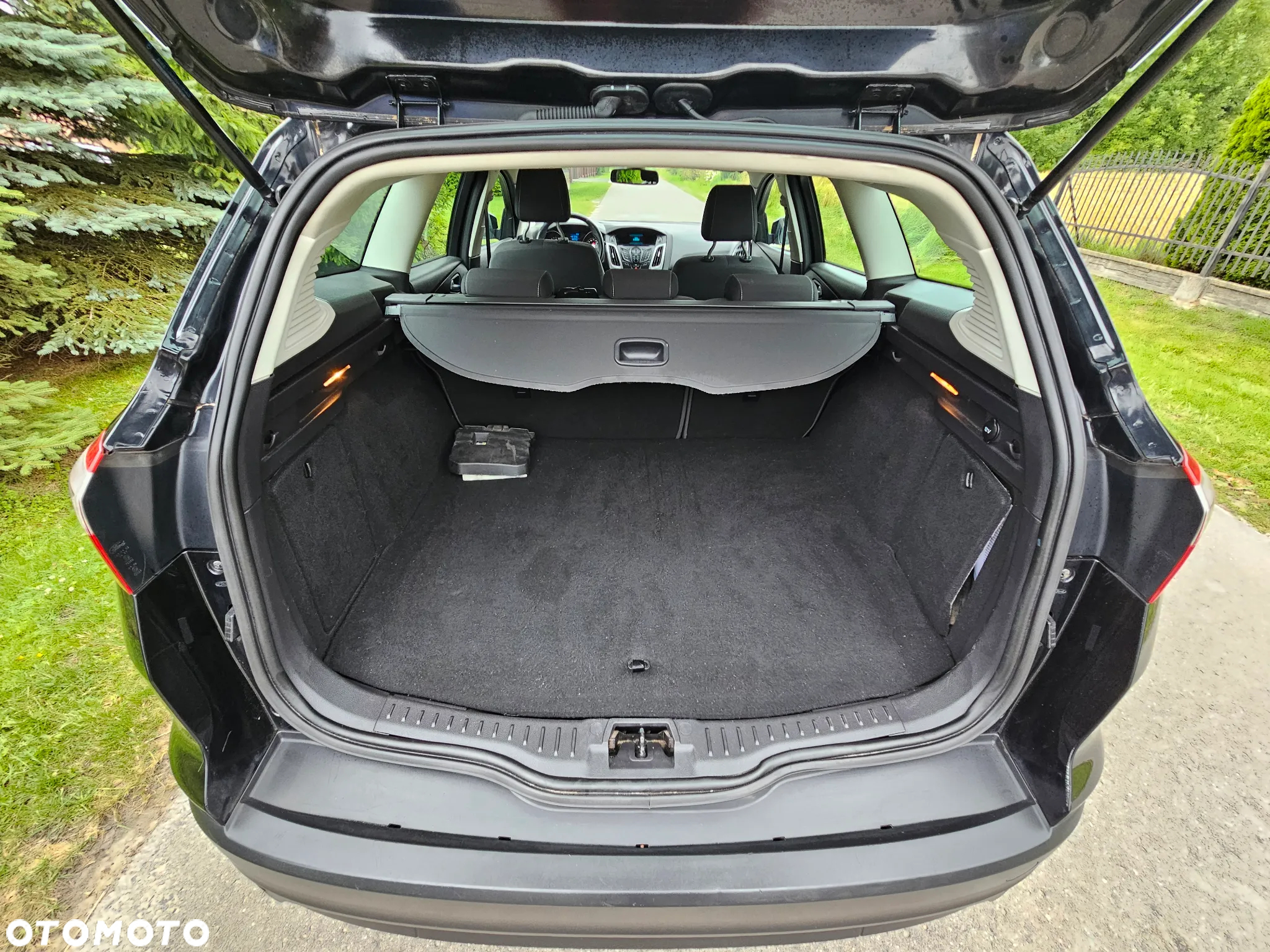 Ford Focus 1.6 Edition - 16