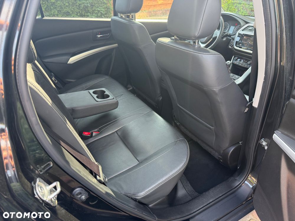 Suzuki SX4 S-Cross 1.4 T Premium - 12