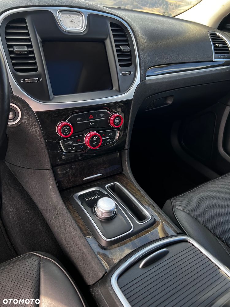 Chrysler 300 - 18