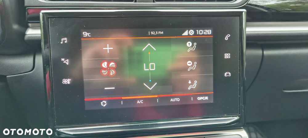 Citroën C3 1.2 PureTech Shine - 23