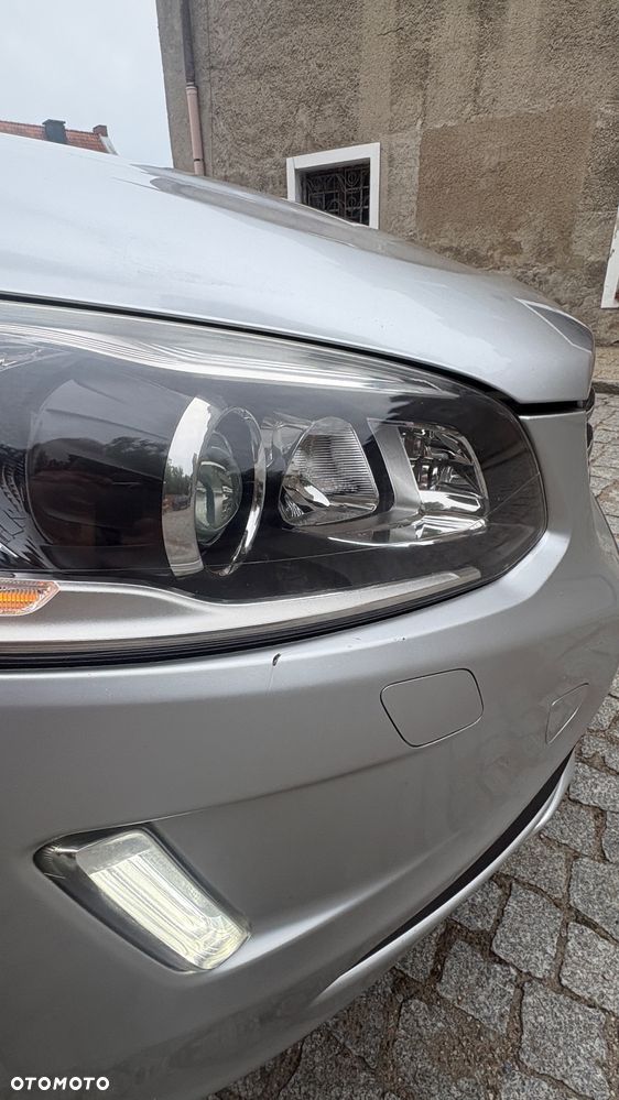 Volvo XC 60 2.4D AWD Momentum - 12