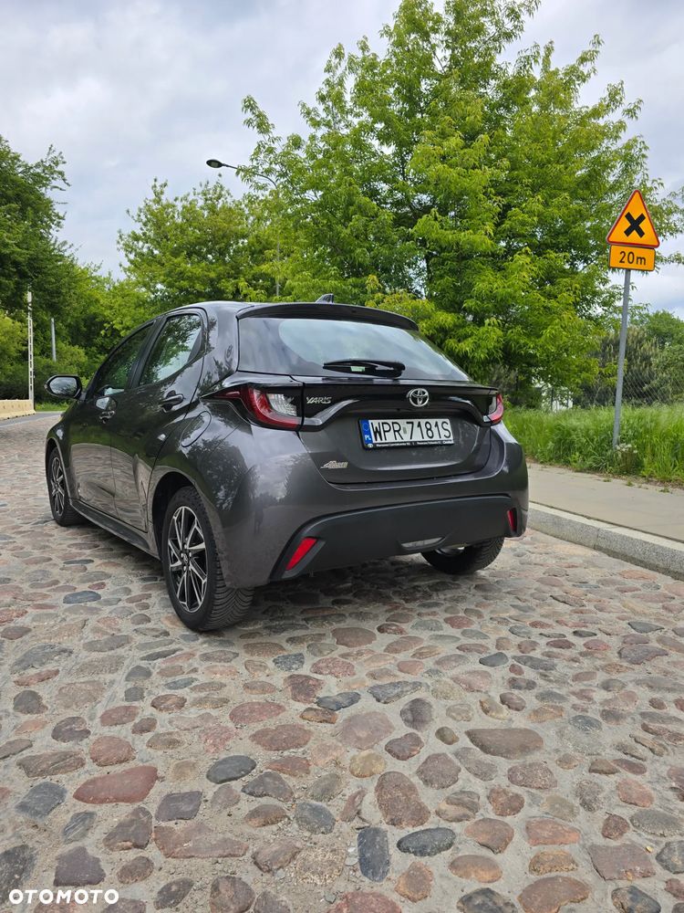 Toyota Yaris 1.0 Premium - 10