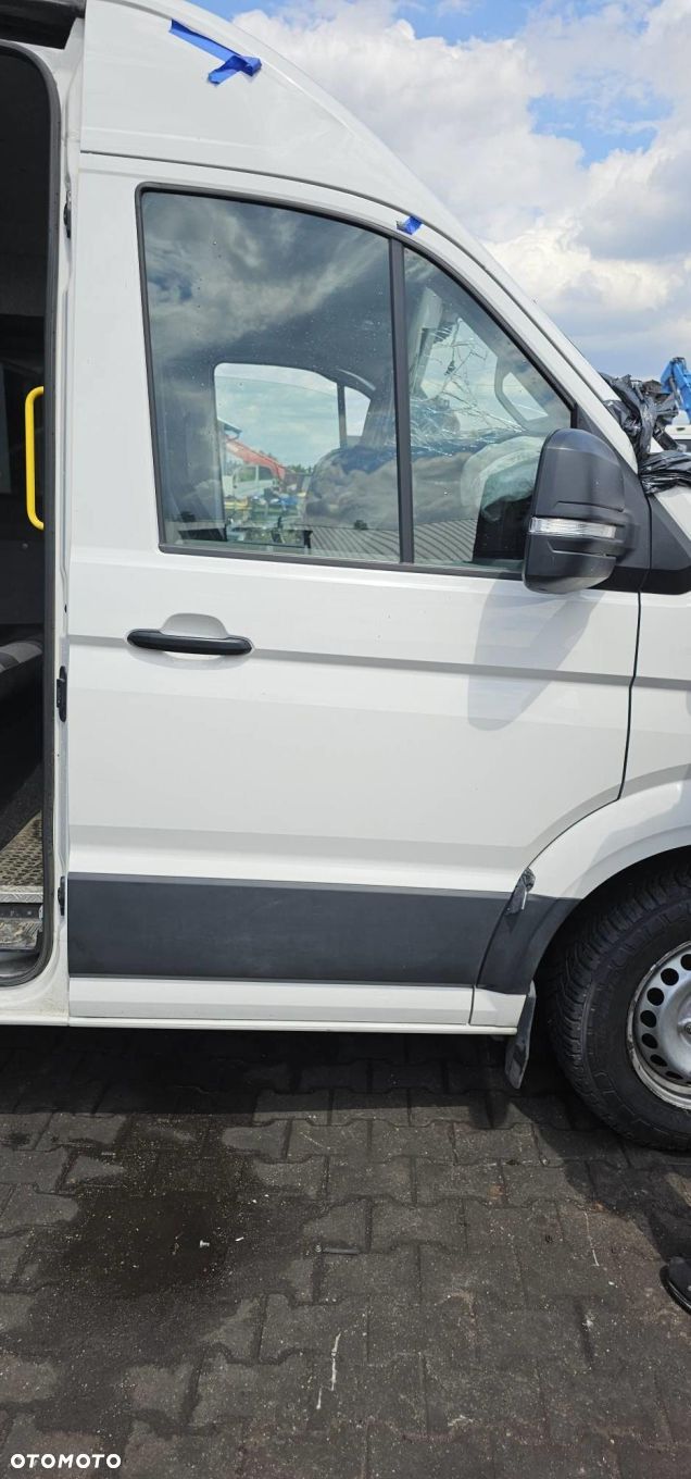DRZWI PRAWE PRZÓD CRAFTER II 7C MAN TGE LB9A - 1
