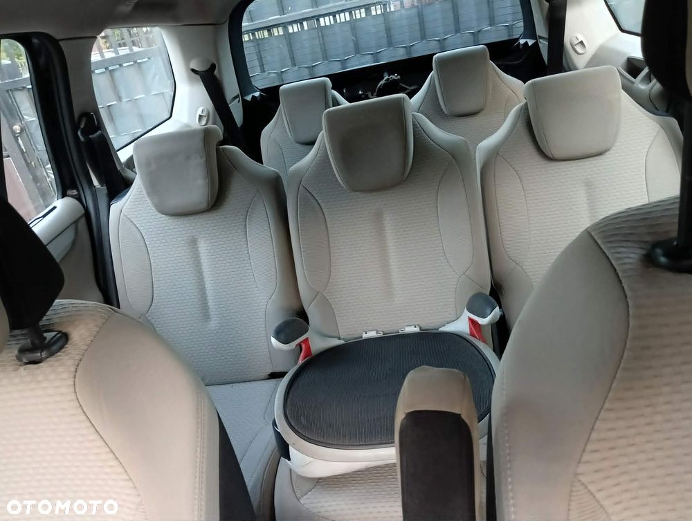 Citroën C4 Picasso 2.0 HDi FAP Exclusive - 12