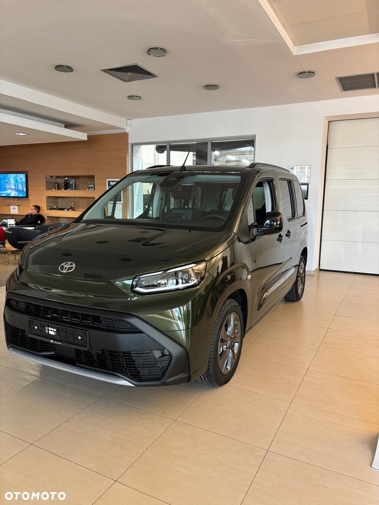 Toyota Proace City Verso 1.5 D-4D Family - 3