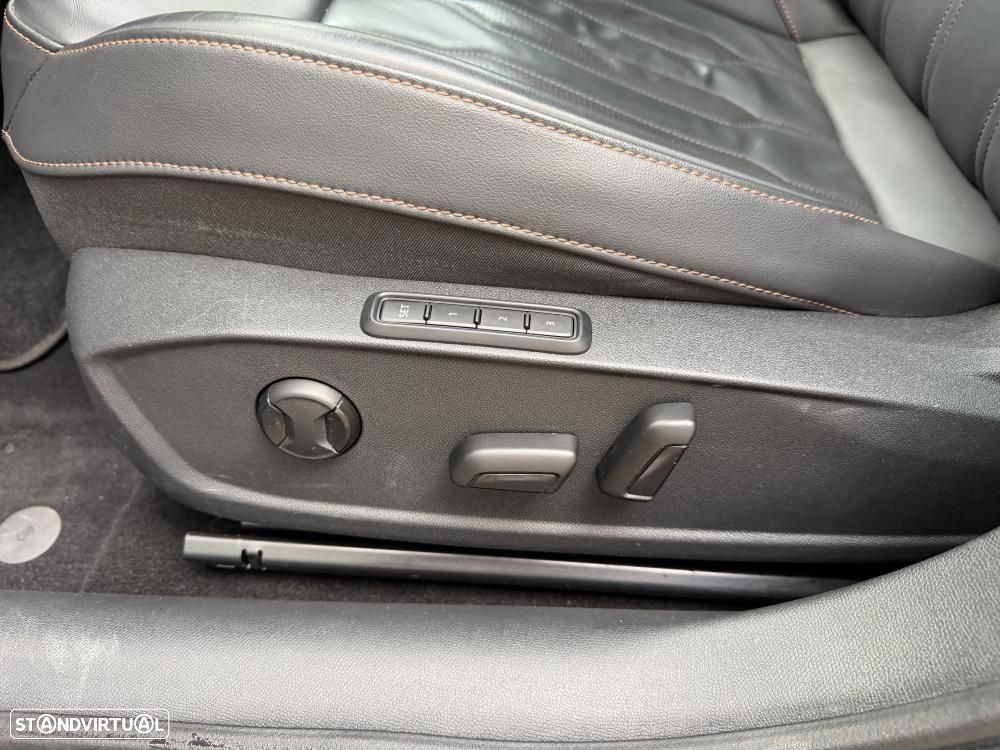 Cupra Formentor 1.4 e-Hybrid DSG VZ - 23