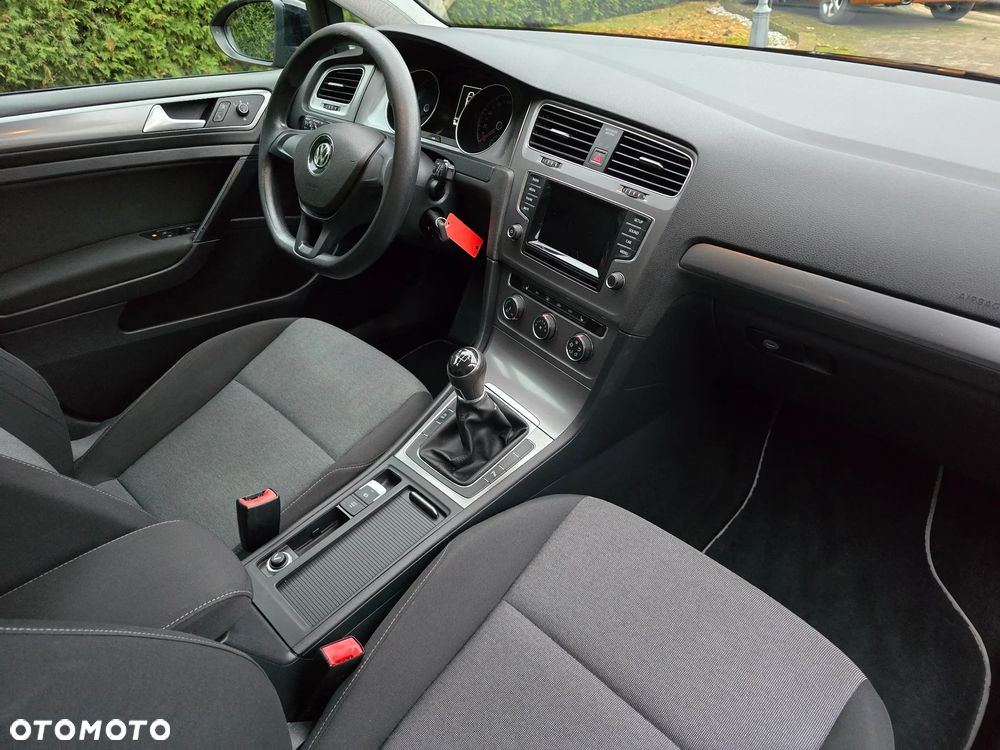 Volkswagen Golf Variant - 20