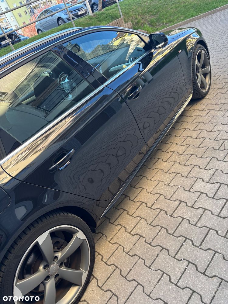 Audi A4 Avant 2.0 TDI DPF clean diesel multitronic S line Sportpaket - 6