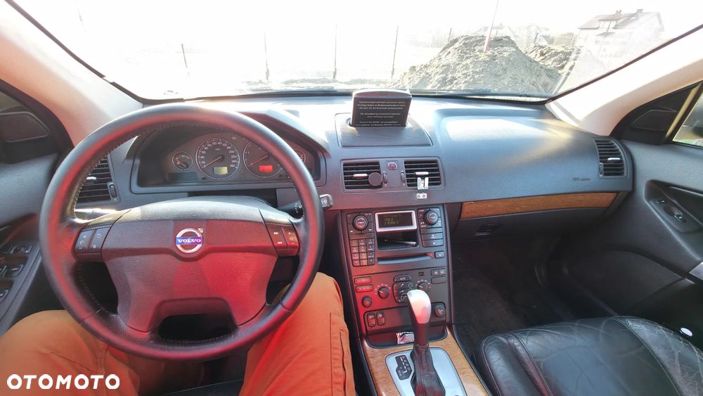 Volvo XC 90 2.4D Executive - 16