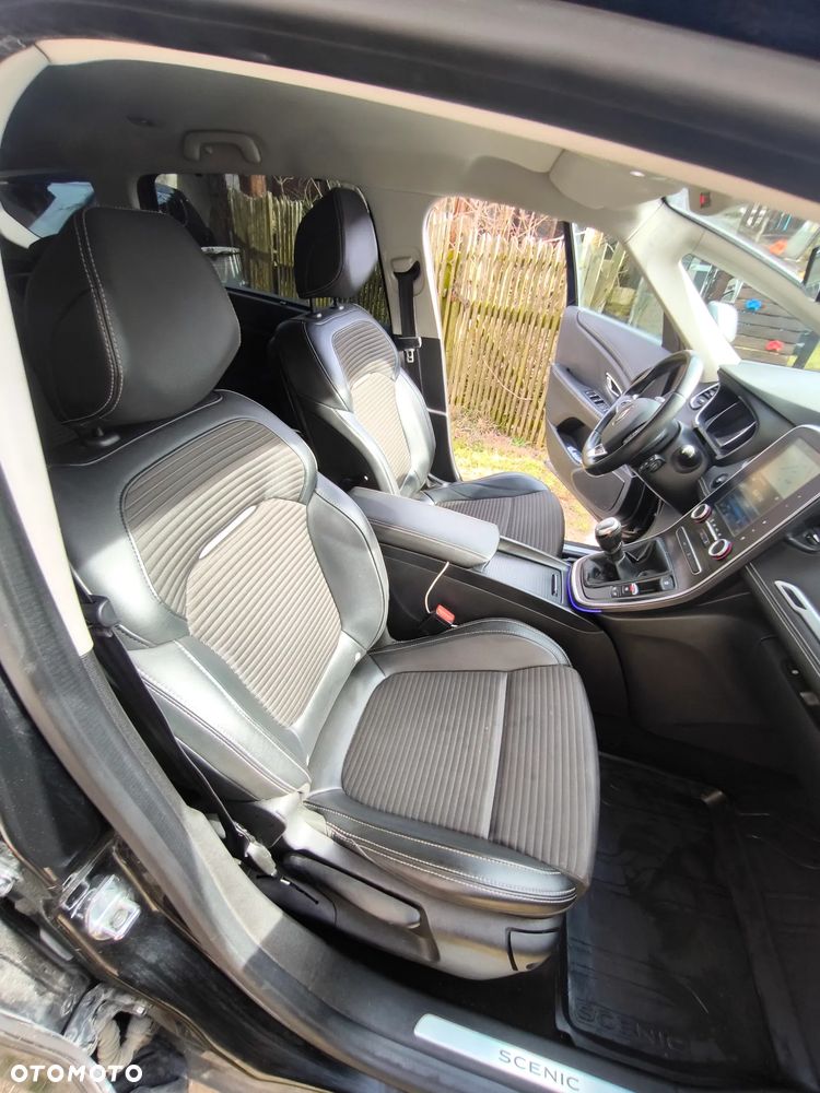 Renault Scenic 1.6 dCi Intens - 12