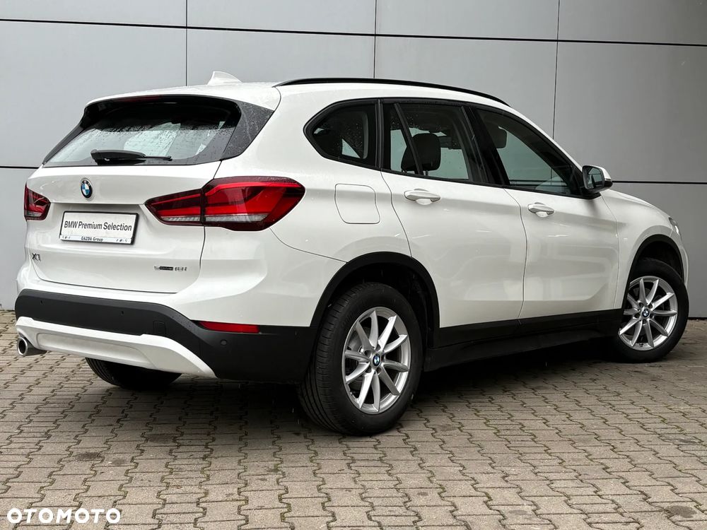 BMW X1 sDrive18i Advantage - 6