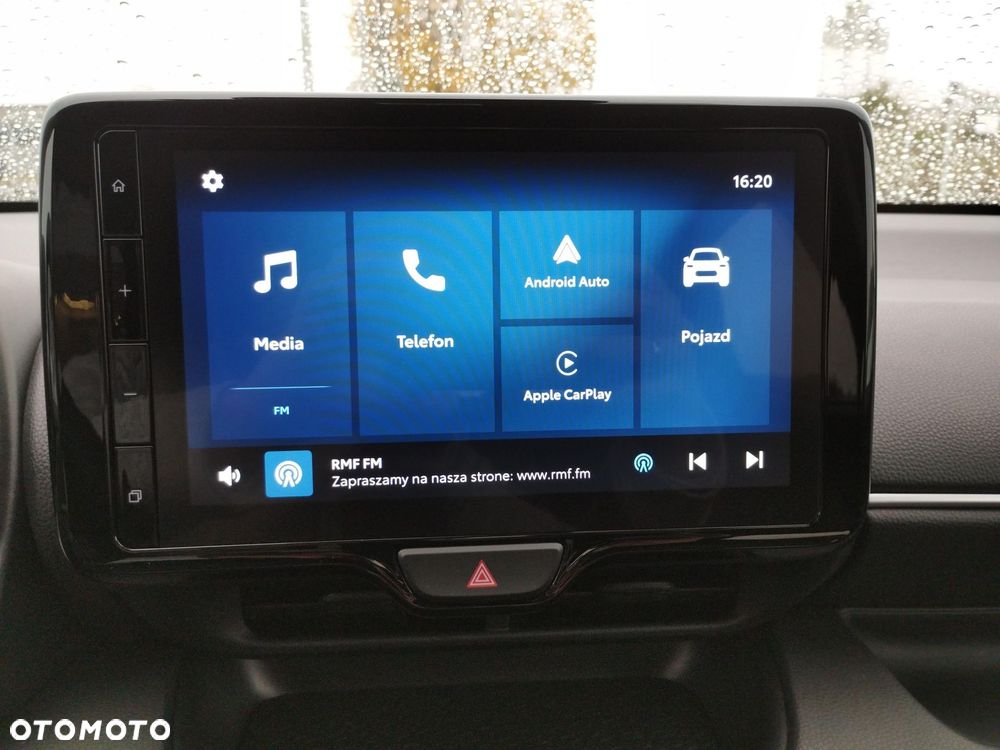 Toyota Yaris Hybrid 1.5 Style - 19