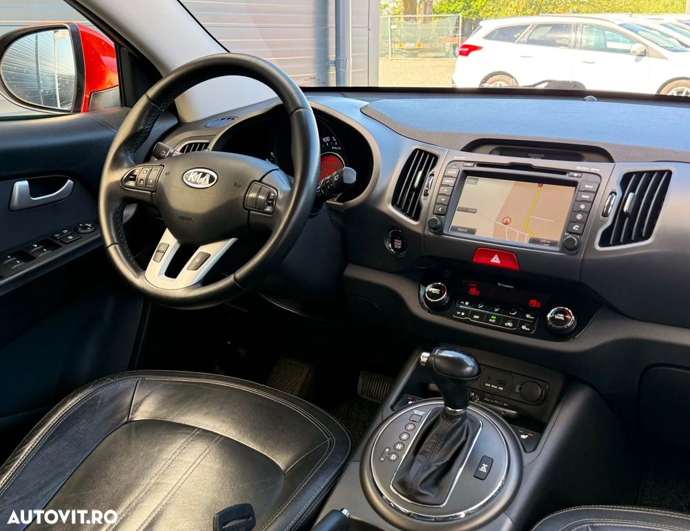 Kia Sportage 2.0 CRDI 4WD Automatik Spirit - 18