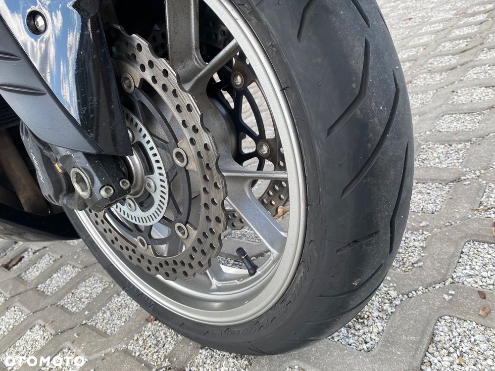 Kawasaki ZZR - 9